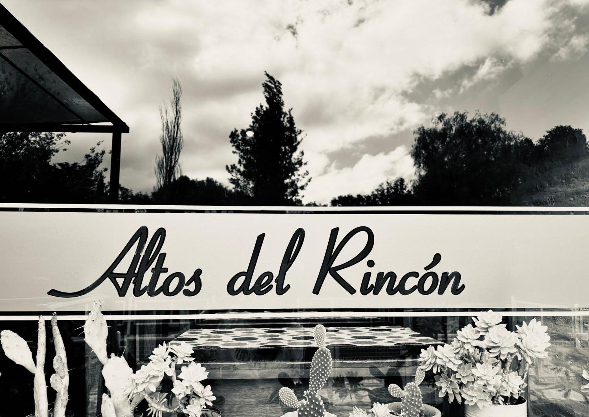 Hotel Altos Del Rincon Villa de Merlo Exterior photo